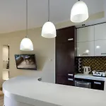 Rentplanet - Borowska Appartement *